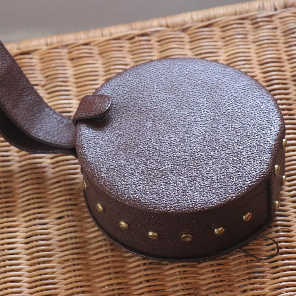 UNIQUE VINTAGE ROUND HANDBAG